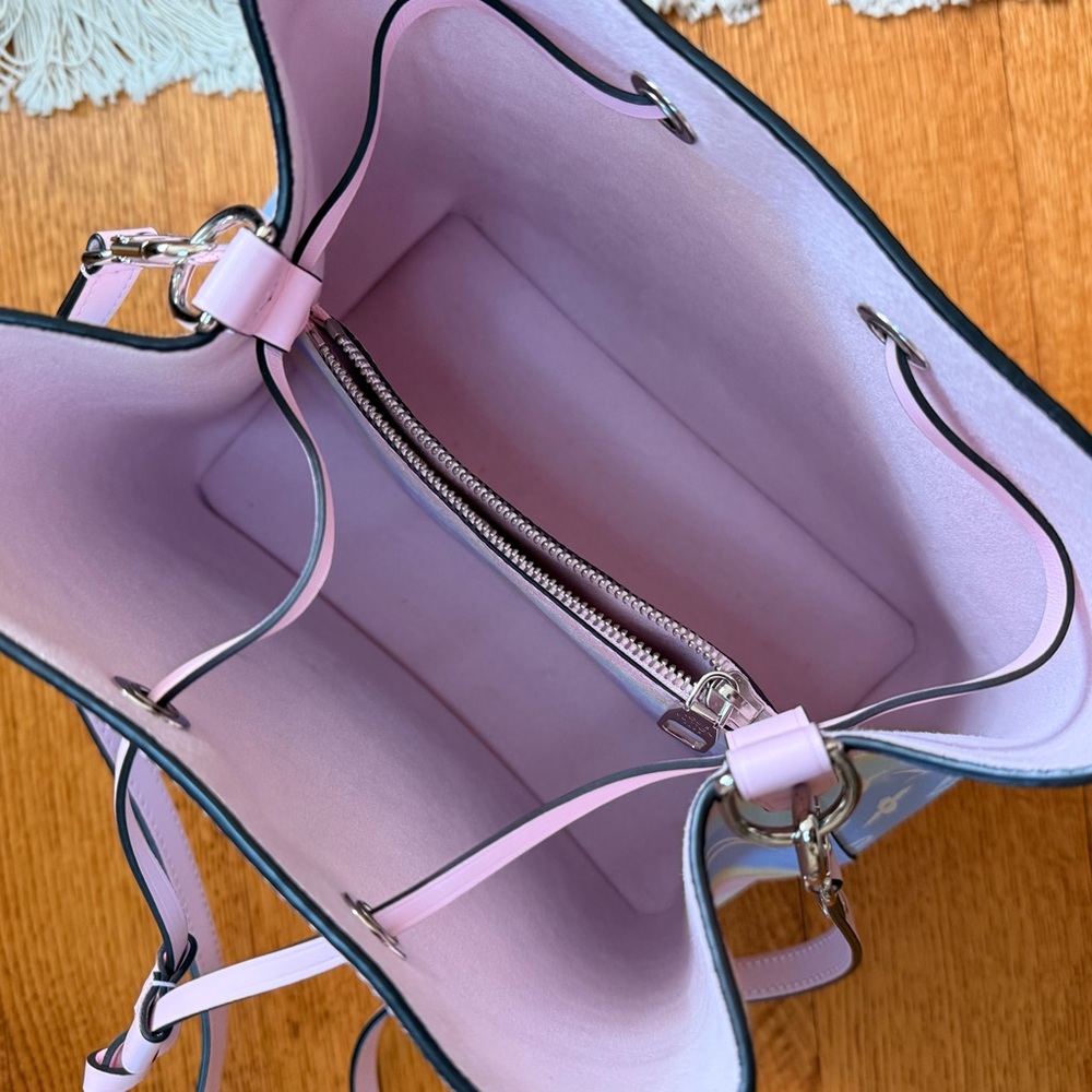 Escale Monogram Pastel Collection NeoNoe Bag - Picture 6 of 9
